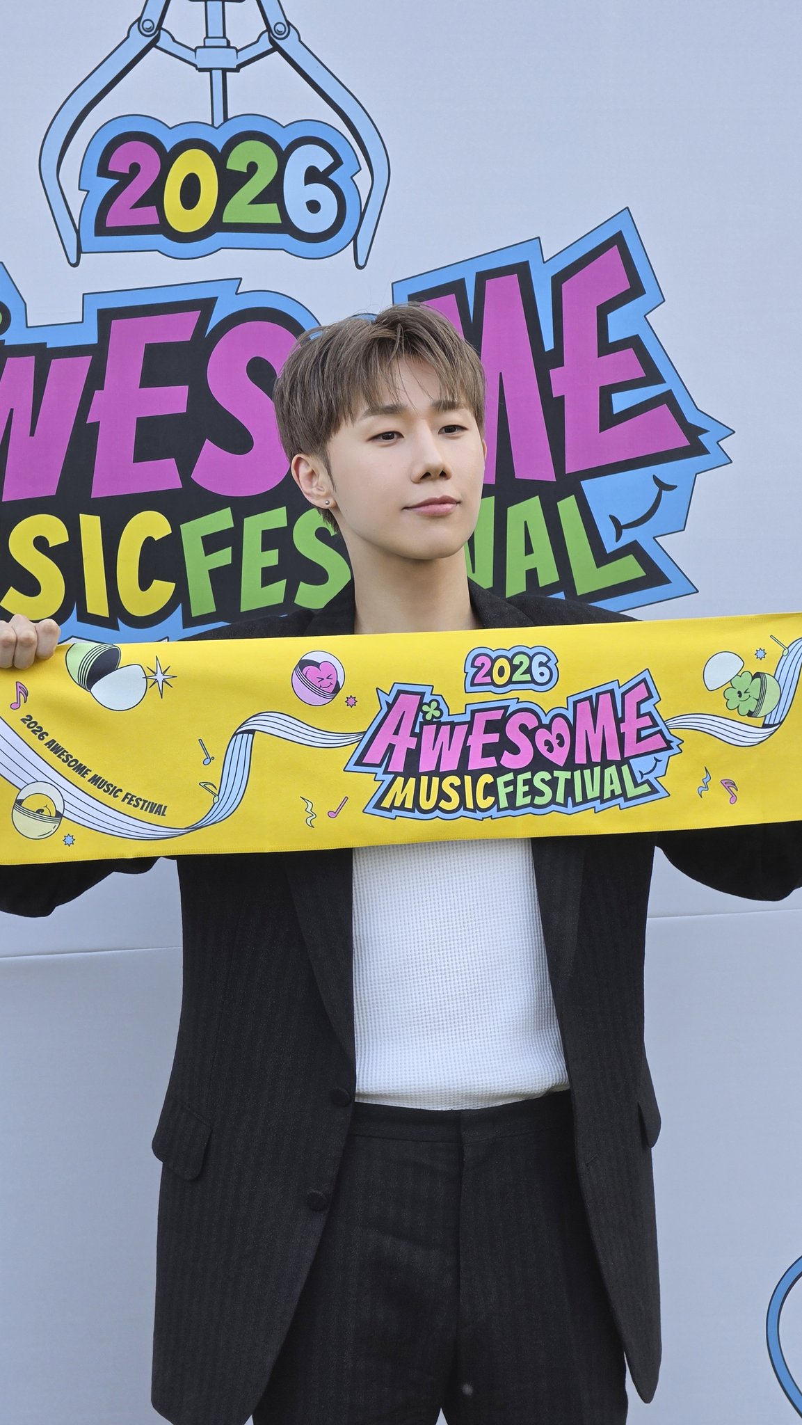 [잡담] 어제 어썸페스티벌에서 무려 15곡 불러준 인피니트 성규 | 인스티즈