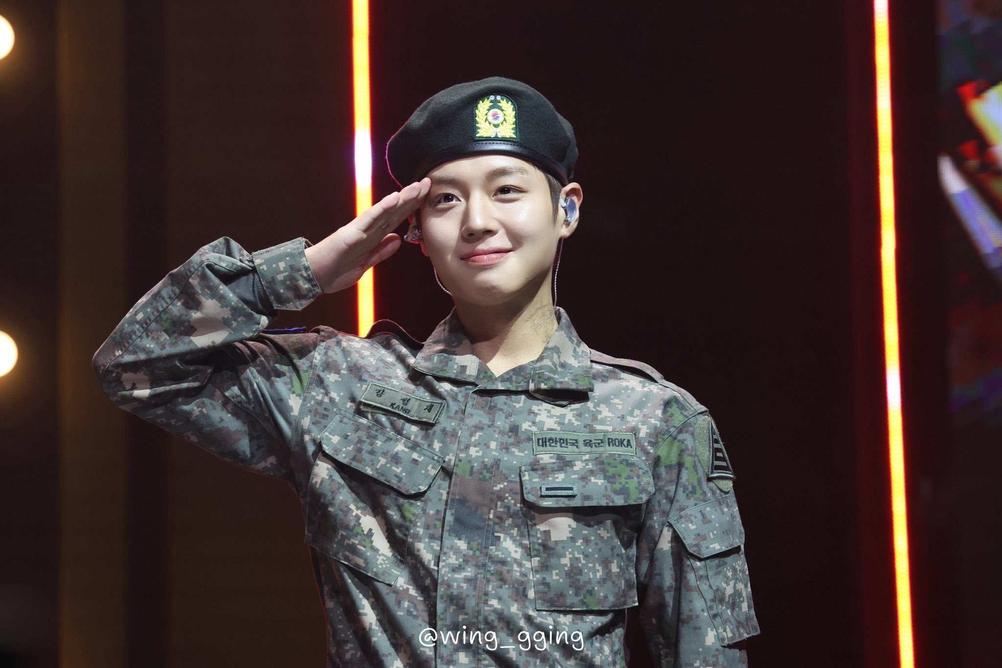 [잡담] 박지훈 왤케 귀엽게 잘생김 | 인스티즈