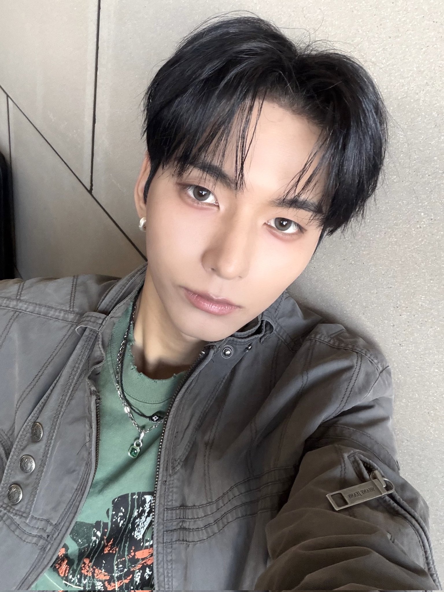 [잡담] 기본티 핏 에바야 | 인스티즈