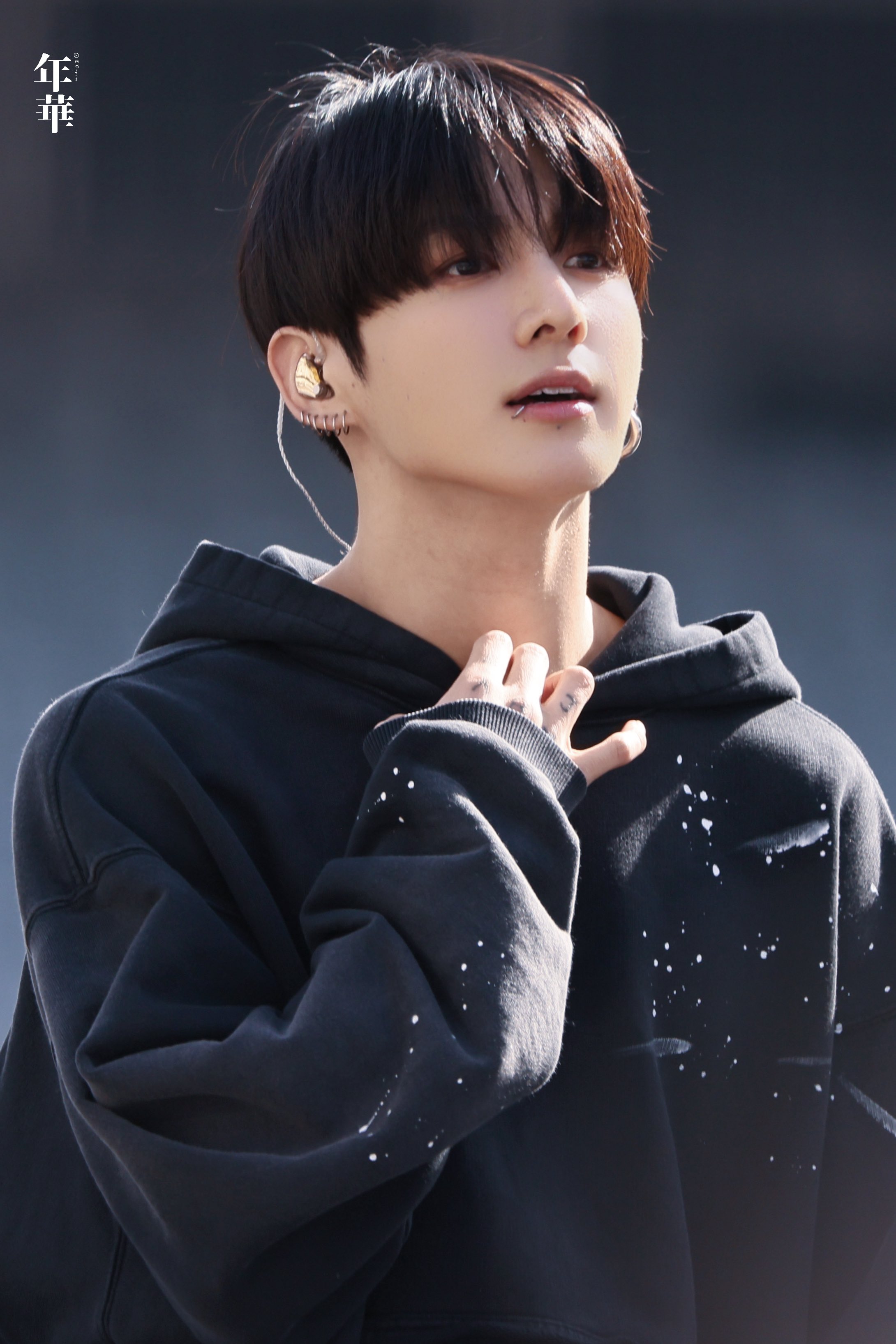 [잡담] 정국은 어떤 색이든 다 잘받는거 보면 | 인스티즈