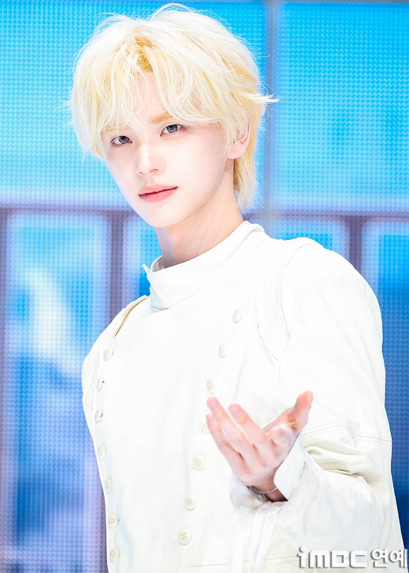 오늘자 투어스 신유 컴백머리 상태..JPG | 인스티즈