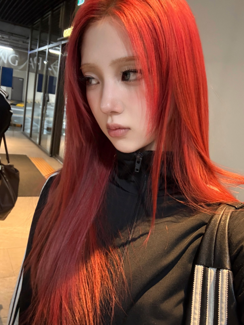 느좋 아디다스 져지 셀카로 트위터 반응 좋은 신인 여돌...jpg | 인스티즈