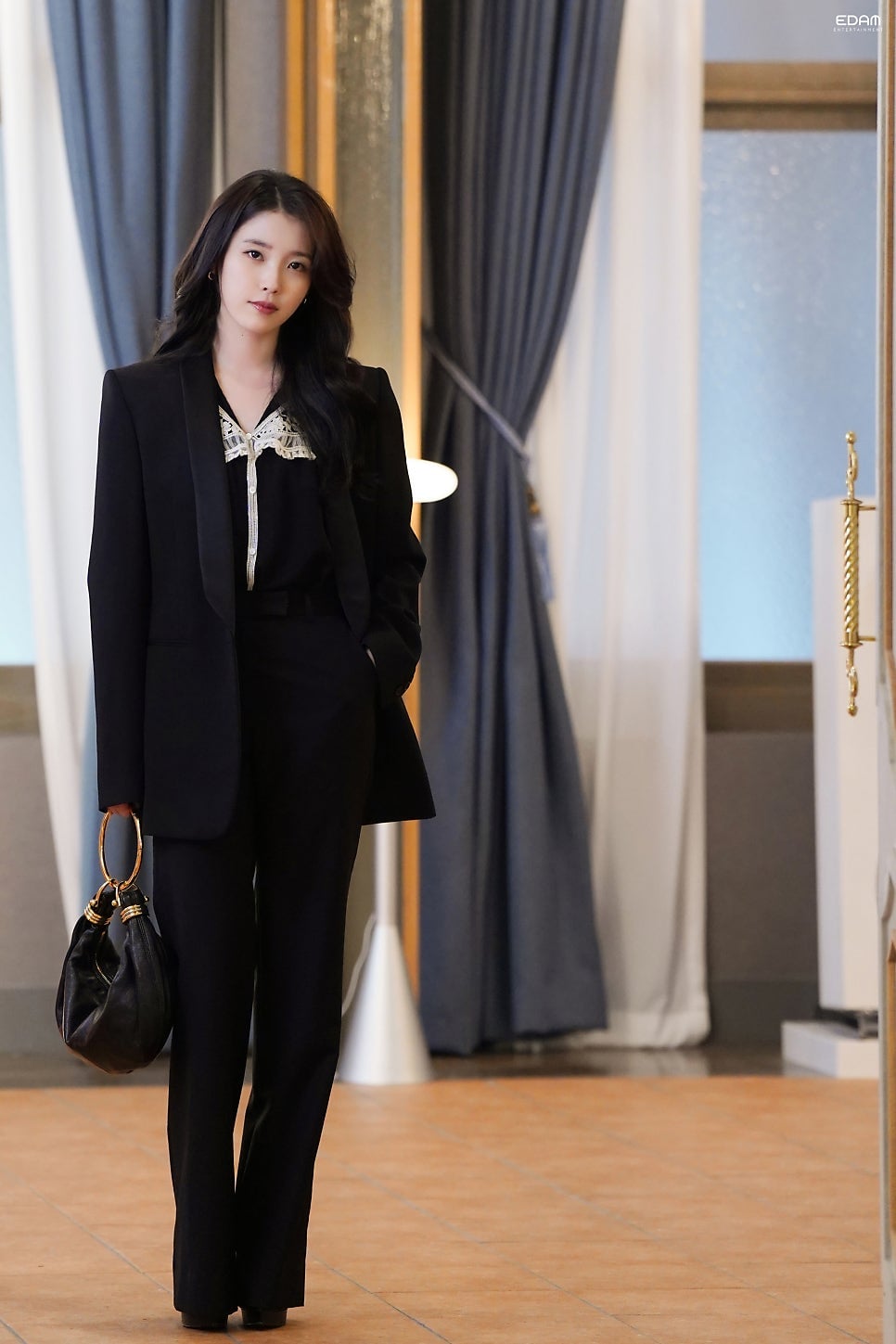[잡담] 대군부인) 아이유 이 착장 ㄹㅇ 존옌데 | 인스티즈
