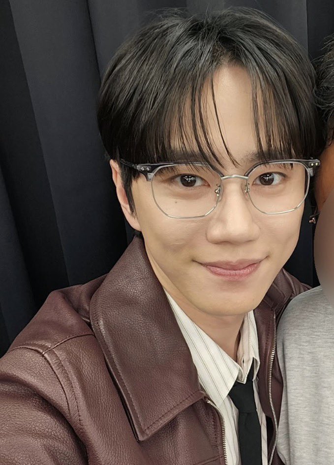 [잡담] 이준영 aaa 인터뷰 하고왔나보다 | 인스티즈