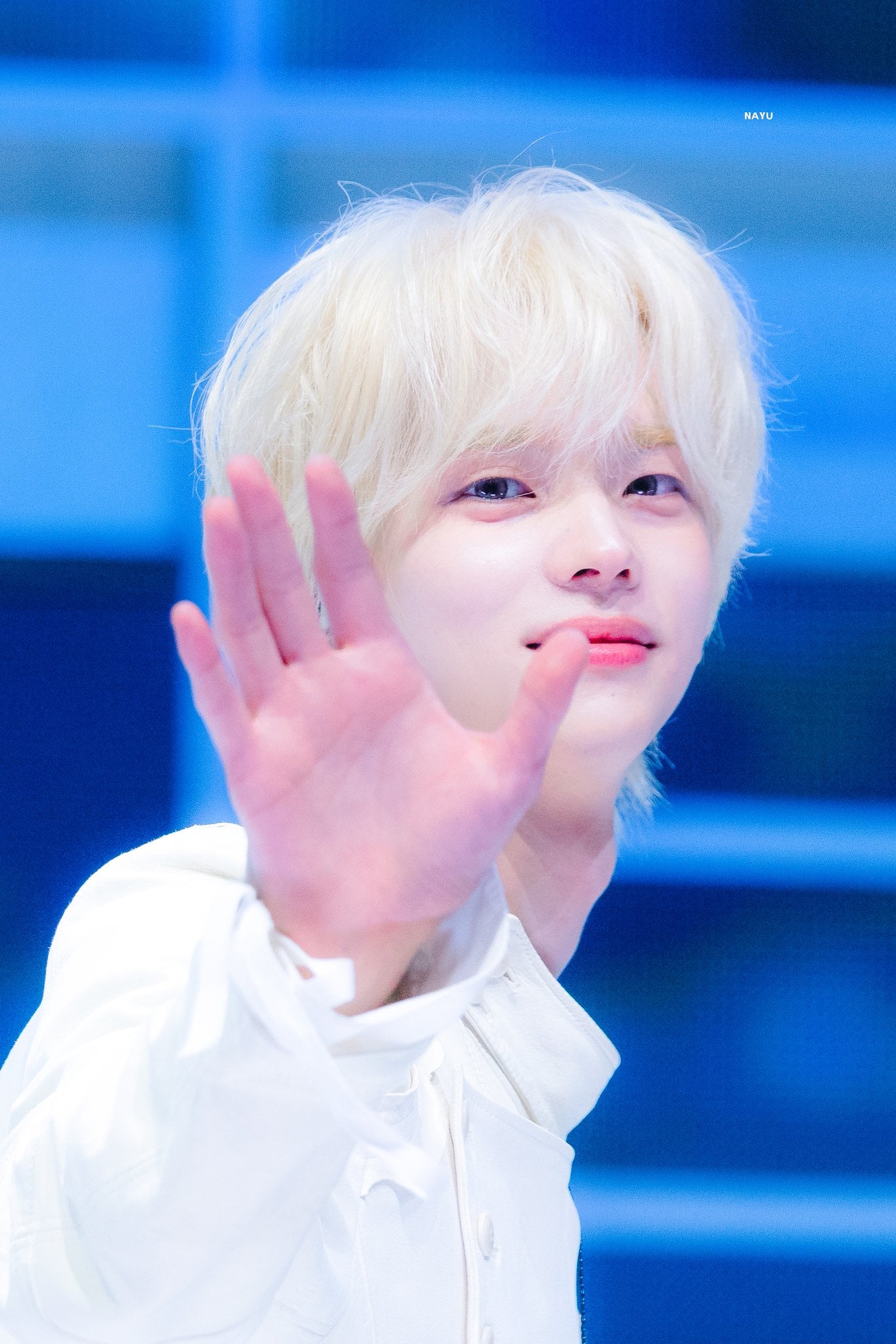 [잡담] 투어스 신유 금발 진짜 미쳤나바ㅠㅠㅠㅠㅠㅠ사진 뜰때마다 저장함 | 인스티즈