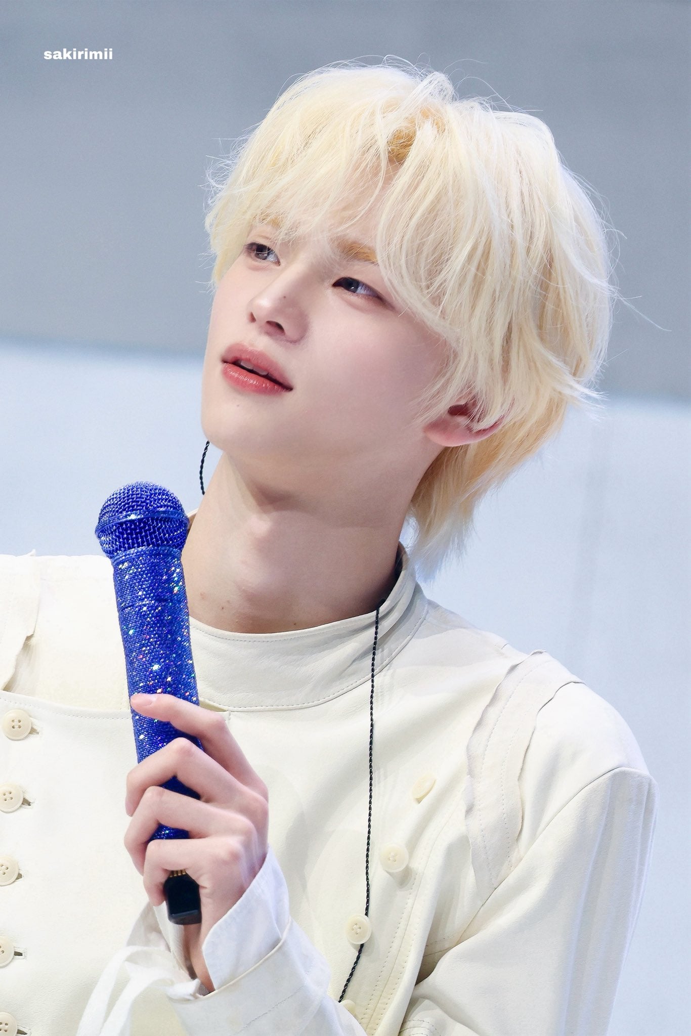 [잡담] 투어스 신유 금발 진짜 미쳤나바ㅠㅠㅠㅠㅠㅠ사진 뜰때마다 저장함 | 인스티즈