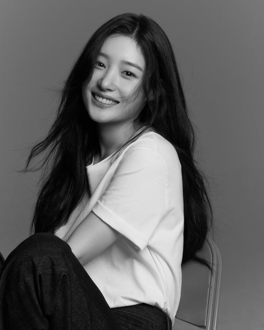 [잡담] 정채연 이목구비 얼굴선이 진짜 깔끔하고 얄쌍한 것 같음 | 인스티즈