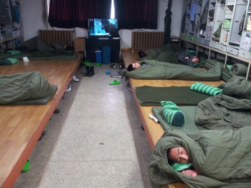 [잡담] 군대가게되면 이 숙소에서 적응하며 살 수 있을거 같아? | 인스티즈