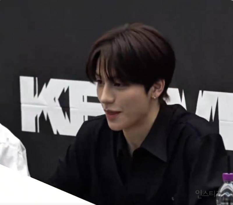 팬 앞에서 직진 멘트 던진 아이돌 상황ㅋㅋ.twt | 인스티즈