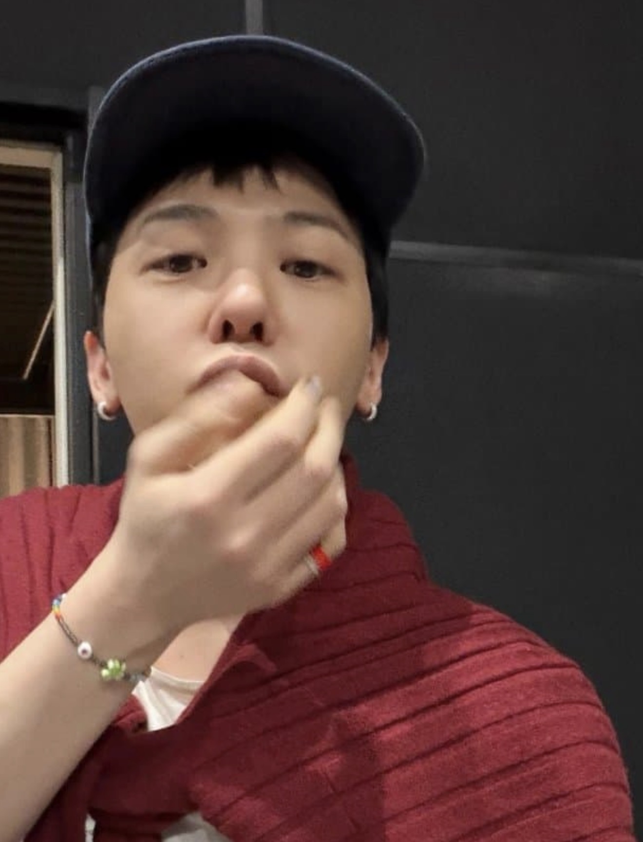 [잡담] 새삼 지디 캡모자 핏은... | 인스티즈