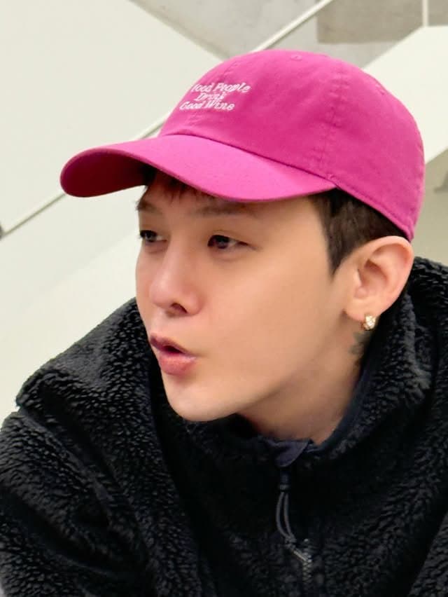 [잡담] 새삼 지디 캡모자 핏은... | 인스티즈