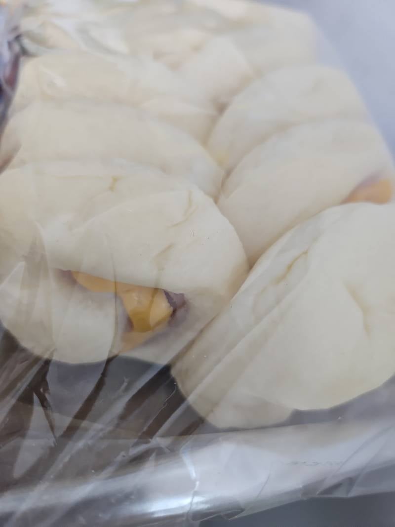 [잡담] 뚜레쥬르 치즈롤빵 원래 이렇게 옹졸해?? | 인스티즈