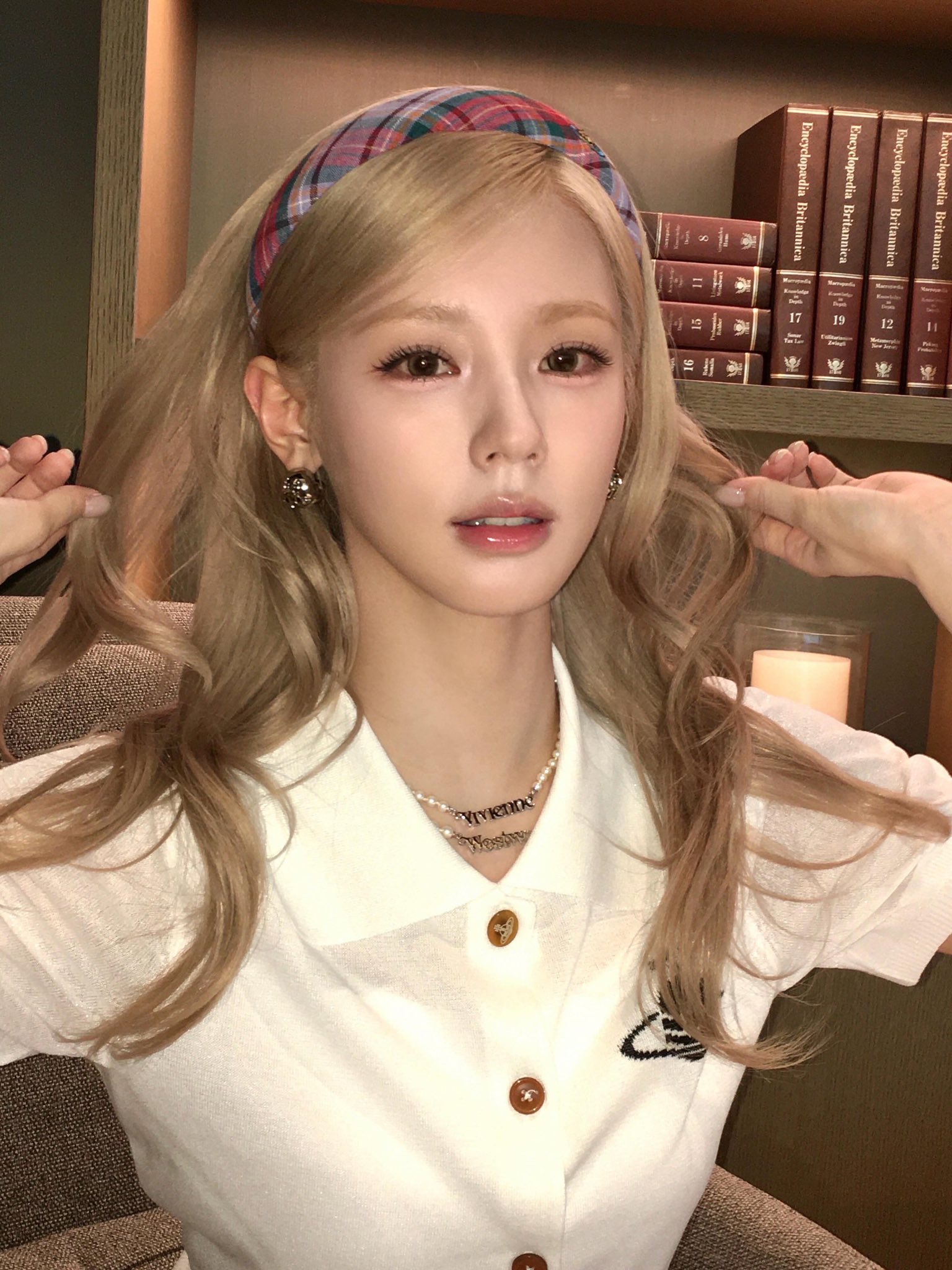[잡담] 미연 비비안웨스트우드 착장 미쳤다 | 인스티즈