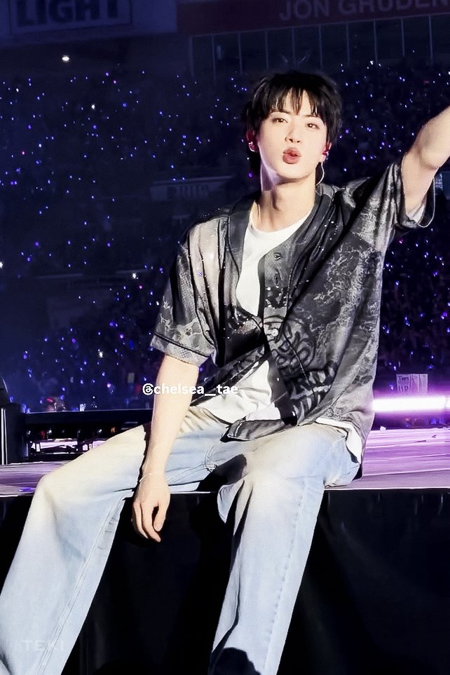 [잡담] 오늘 방탄 진 얼굴 | 인스티즈