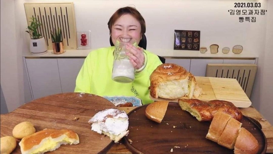 [잡담] 대군부인) 유인라디오 입 찢어질 것 같은데 이거 맞아요? | 인스티즈