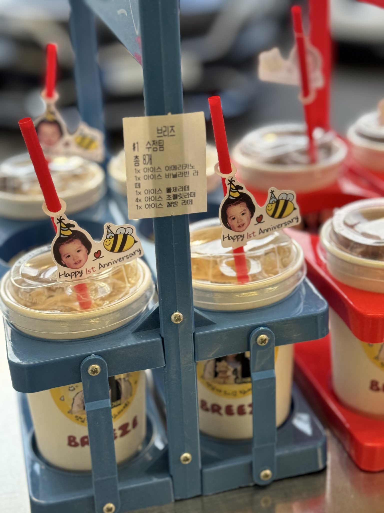 [잡담] 김지원) 김지원갤에서 1주년 커피차 | 인스티즈