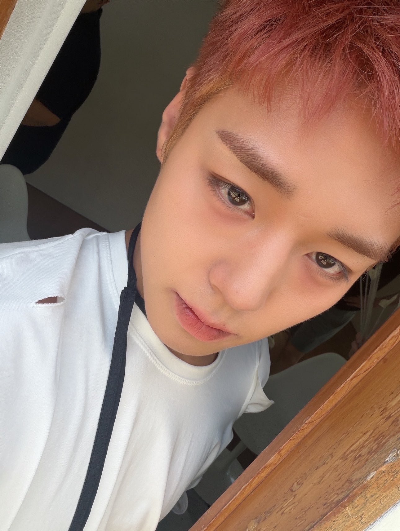 [잡담] 박지훈 새로뜬 사진 눈 미쳤네 | 인스티즈