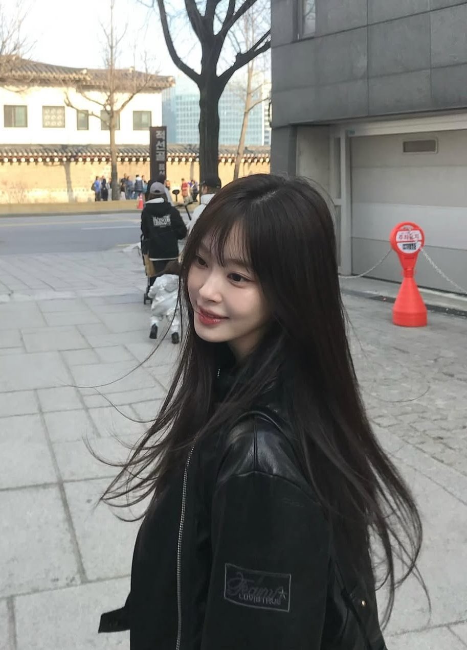 [잡담] 최희진 배우보면 딱 요즘스탈 트렌디한 외모같음 | 인스티즈