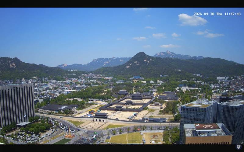 [잡담] 아 오늘 경복궁 이쁘다 히히 | 인스티즈