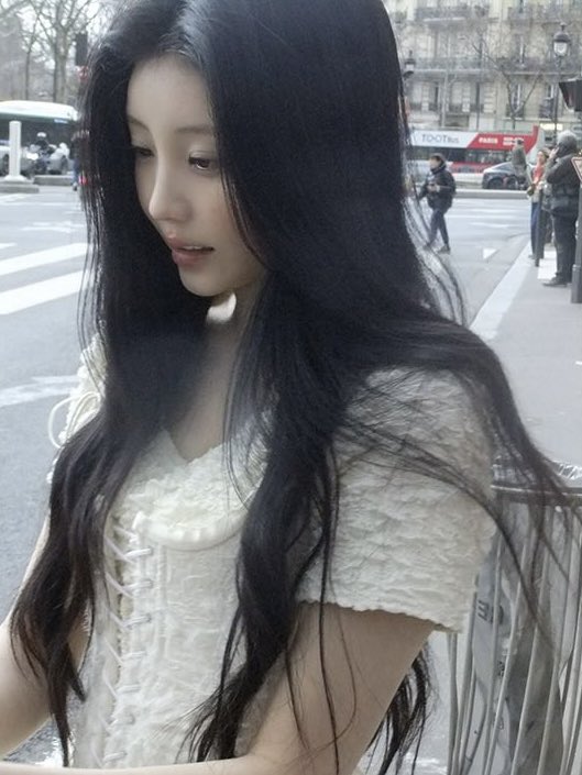 [잡담] 기니는 어디가고 웬 초미녀가.. | 인스티즈
