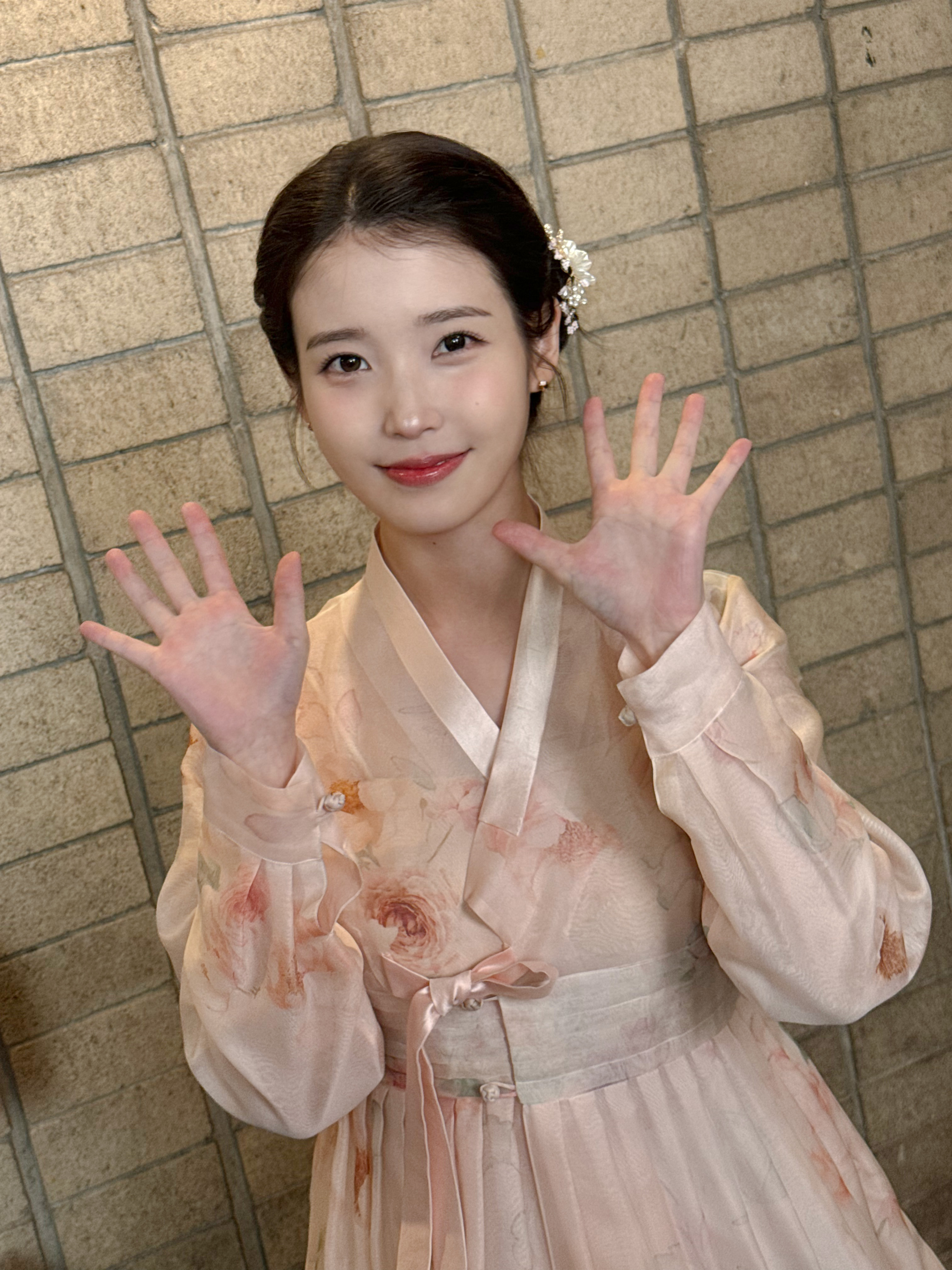 [잡담] 아이유 진짜 선녀 | 인스티즈