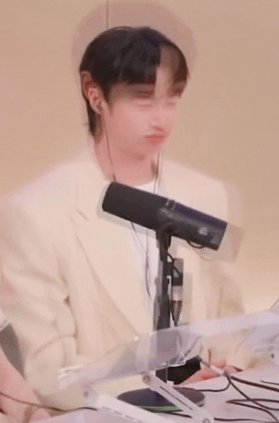 [잡담] 변우석) 어떻게 같은사람이야 | 인스티즈