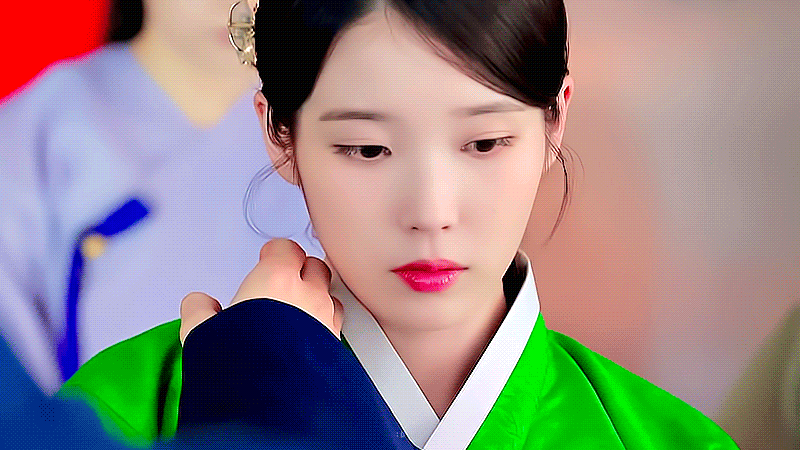 [잡담] 아이유) 21세기 대군부인 스페셜 선공개[7-8화] 아이유 gif | 인스티즈