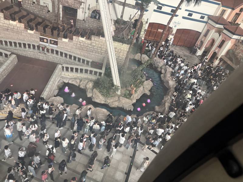 [잡담] 오늘롯데월드갔다가 나가보지도못하고 집에옴 | 인스티즈