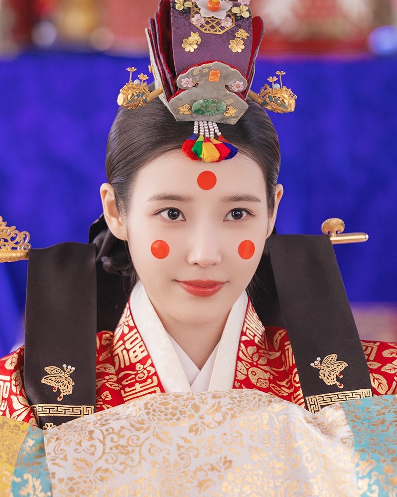 [잡담] 아이유) 스포글을 보고싶지만 | 인스티즈