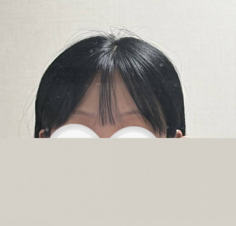 [잡담] 시스루뱅 하고 싶은데 앞머리가 자꾸 이렇게 되는 이유가 뭘까? | 인스티즈