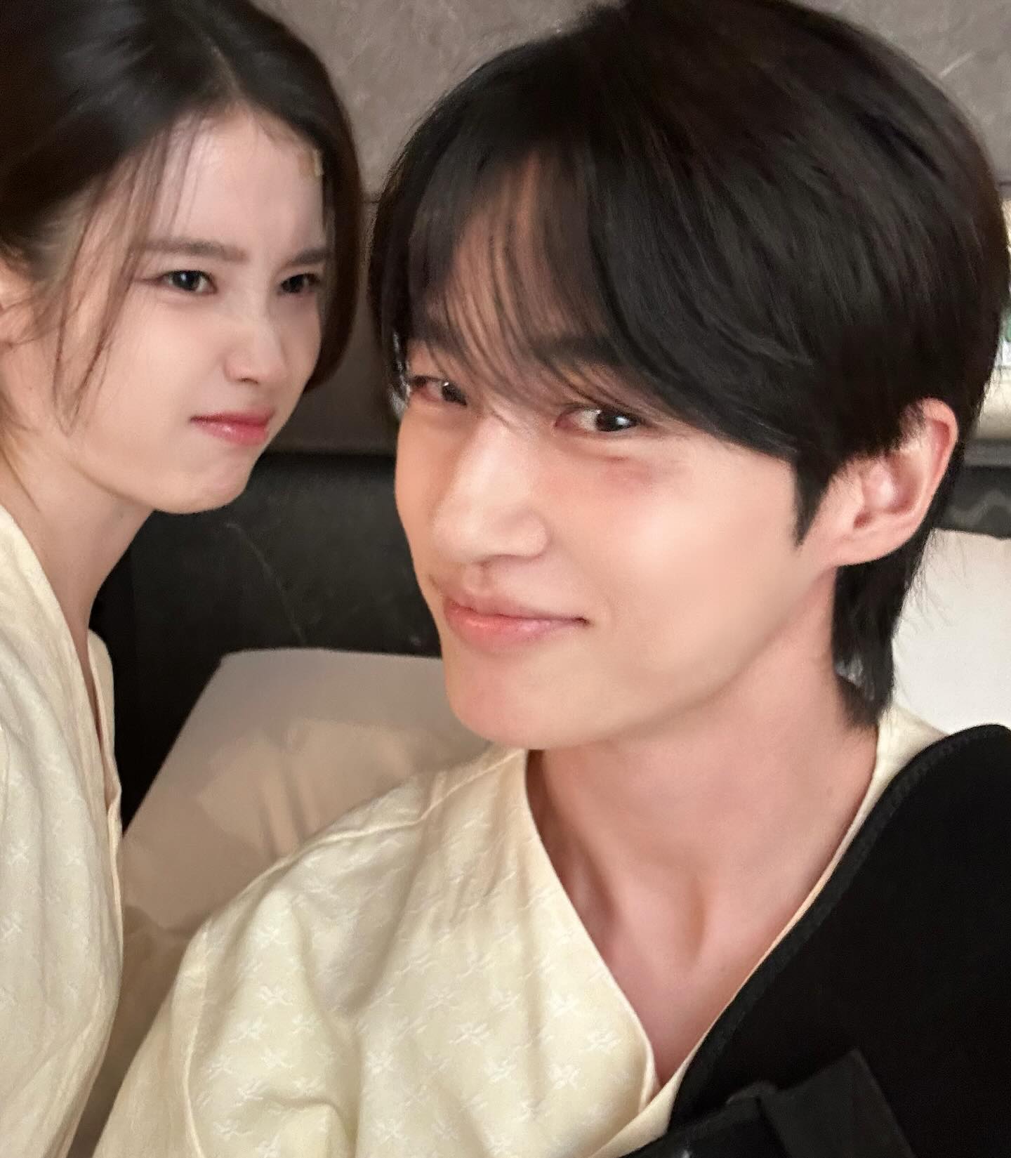 [잡담] 대군부인) 변우석아이유 셀카가 좋다고 말해 | 인스티즈