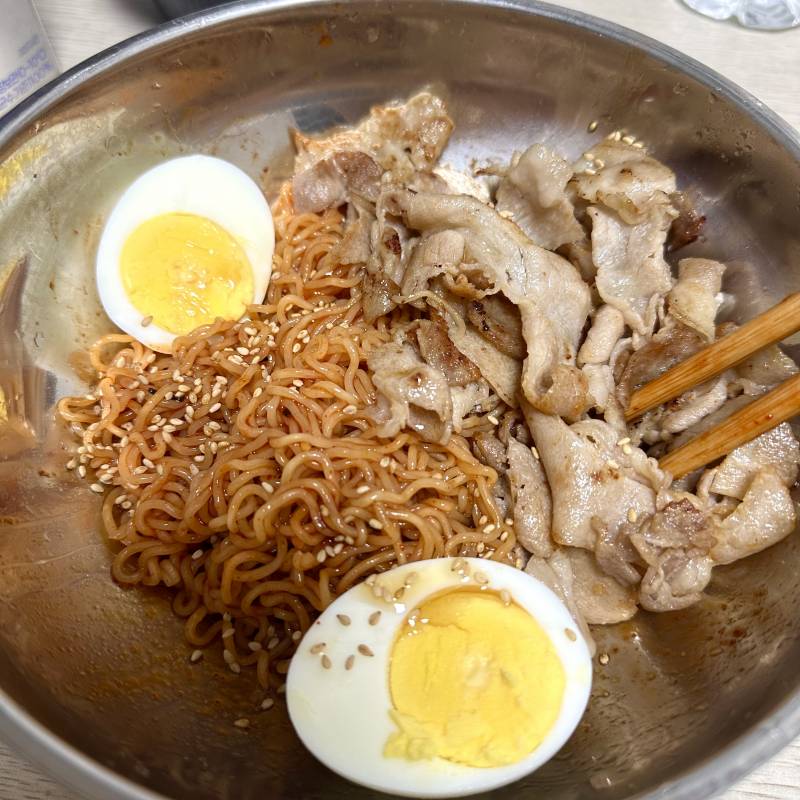 [잡담] 야식 먹고 자야겠다 | 인스티즈