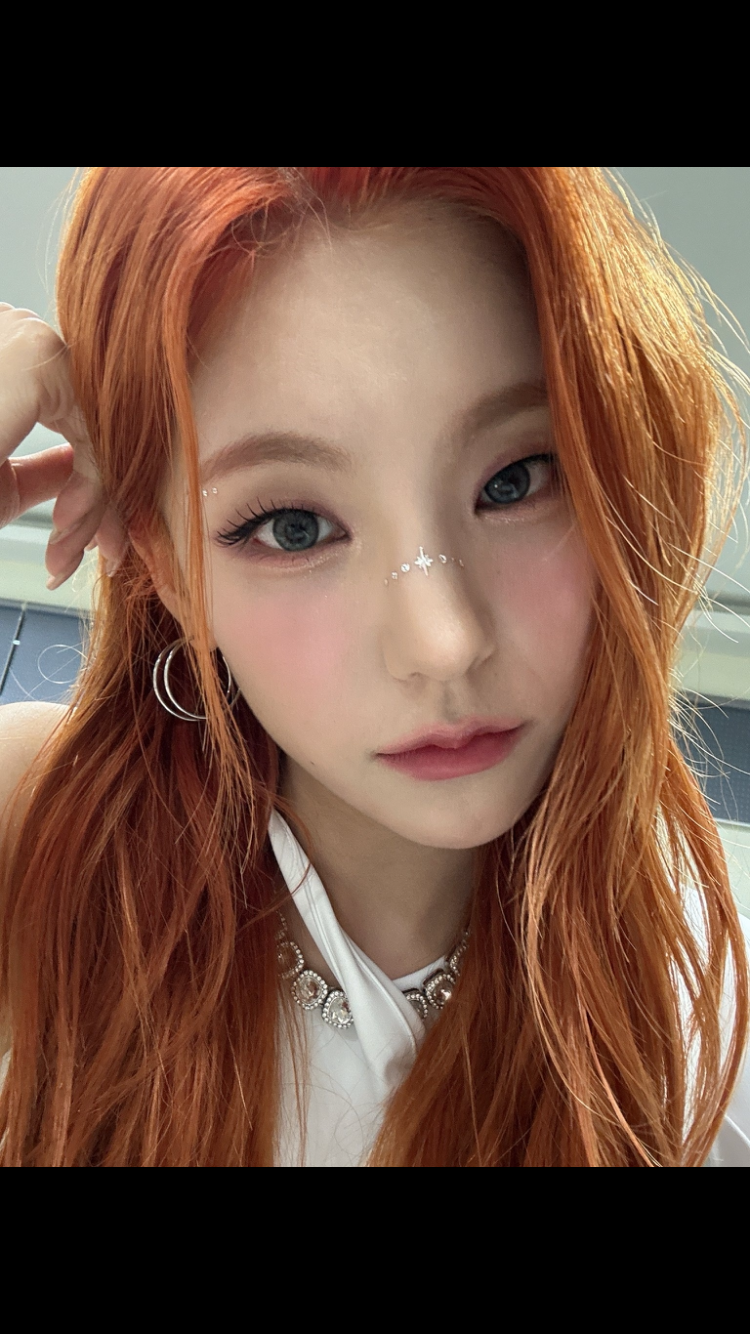 [잡담] 예지 주황머리 이쁘다 | 인스티즈