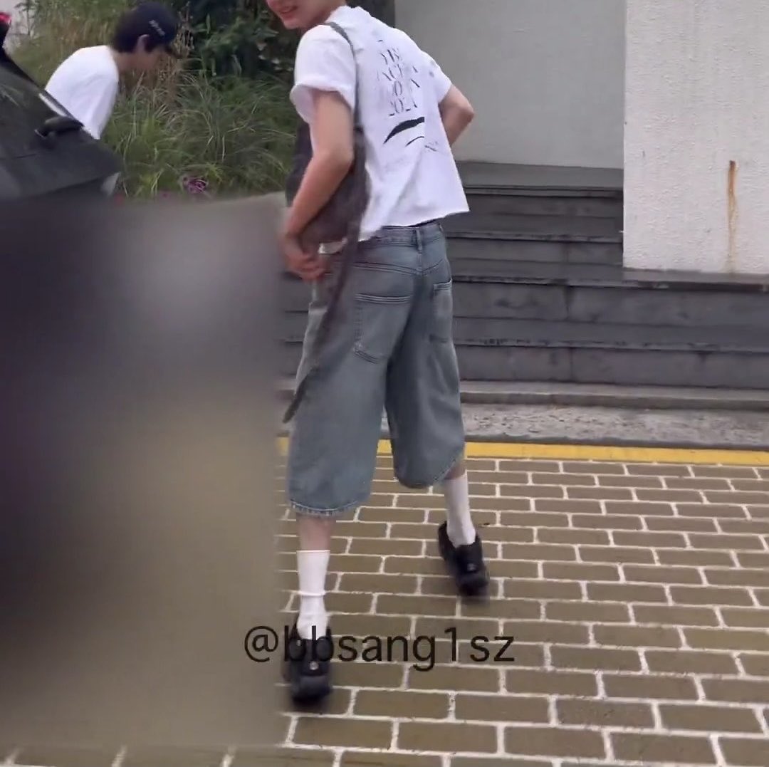 [잡담] 이상원 손목, 발목 얇은거 개좋아 뼈대도 예쁨 | 인스티즈