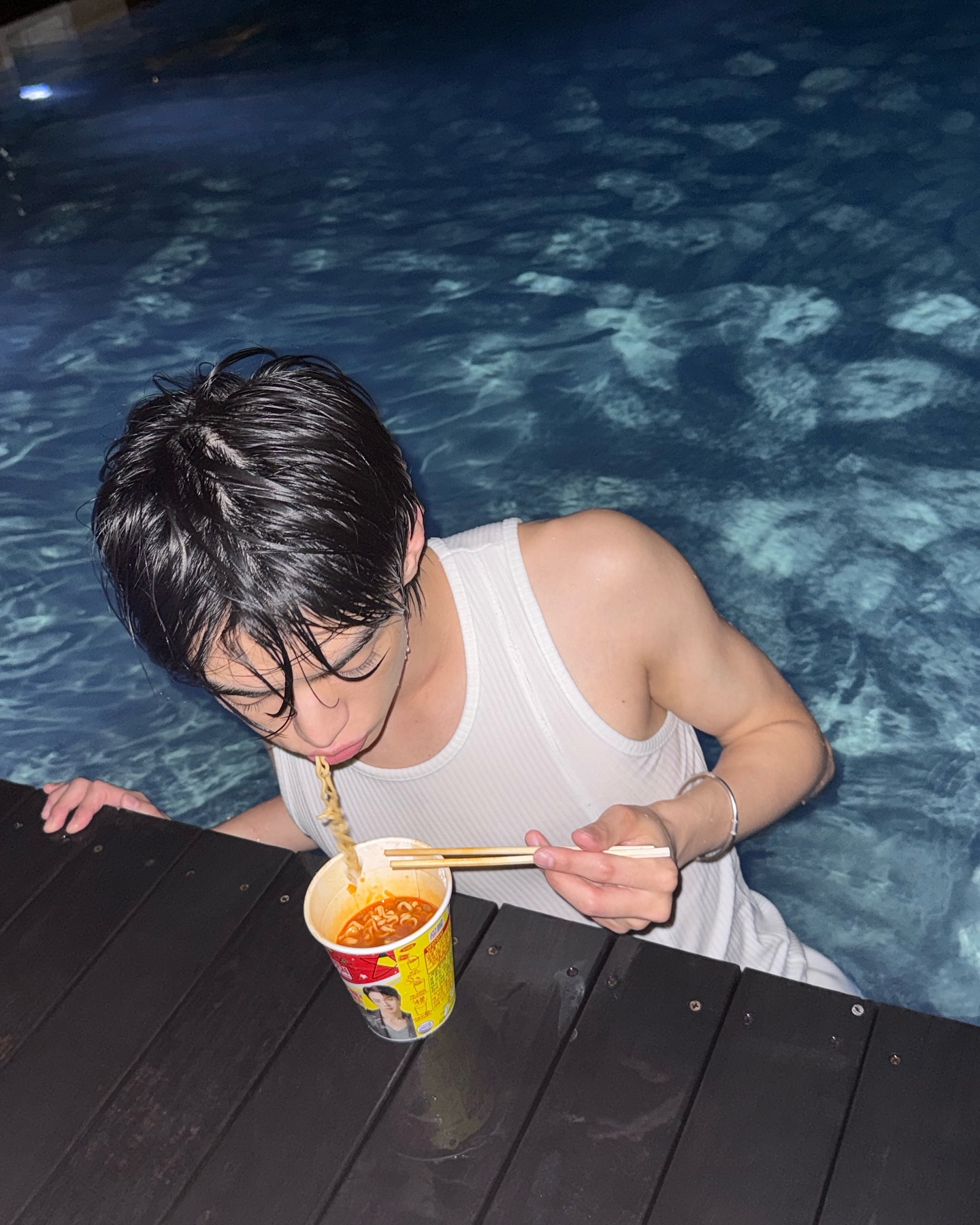[잡담] 도훈 인스타 사진 너무 느좋이다… | 인스티즈