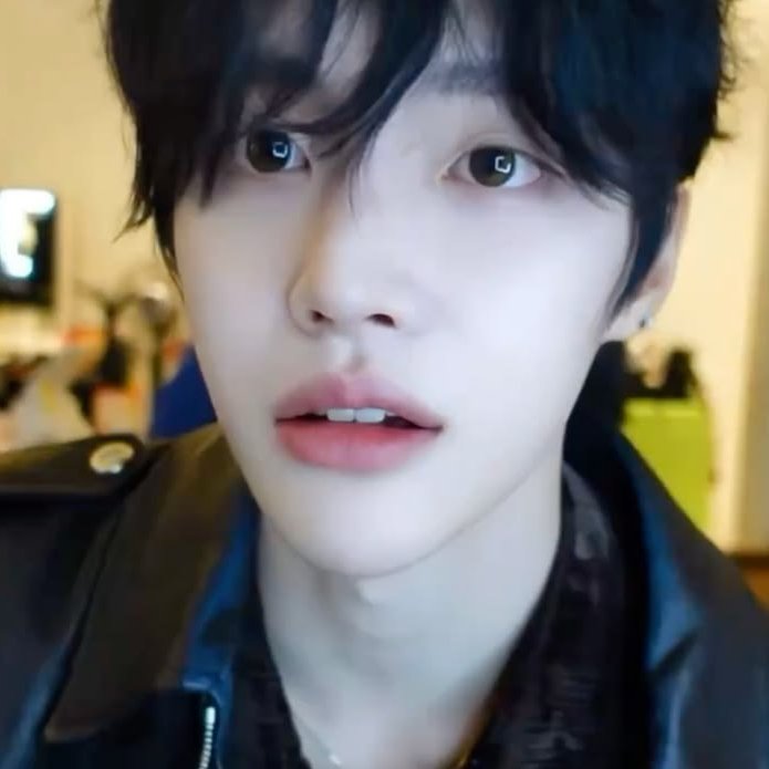 [잡담] 원빈이 앞니 초귀여워 | 인스티즈