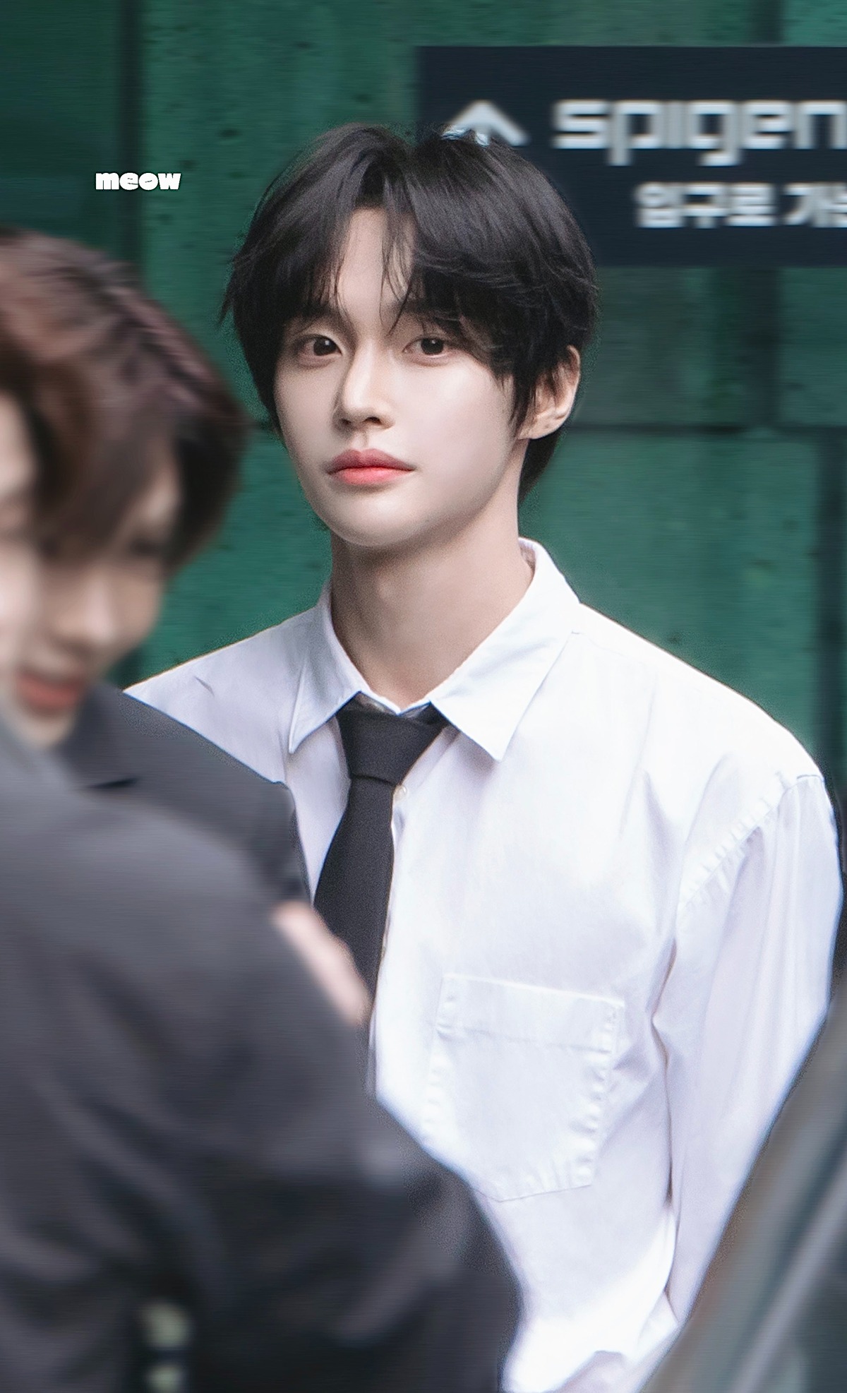 [잡담] 원빈이 오늘도 엄청 잘생겼었네 | 인스티즈