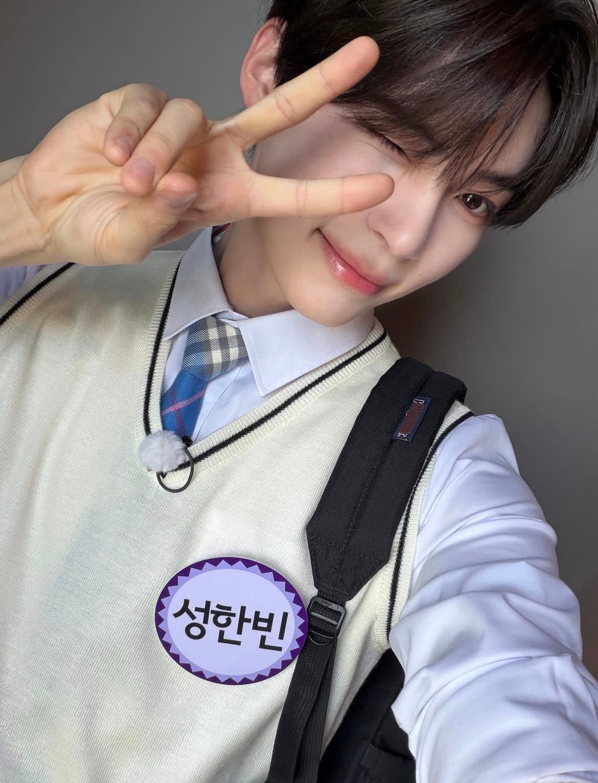 [잡담] 성한빈 윙크셀카 개예쁨 | 인스티즈