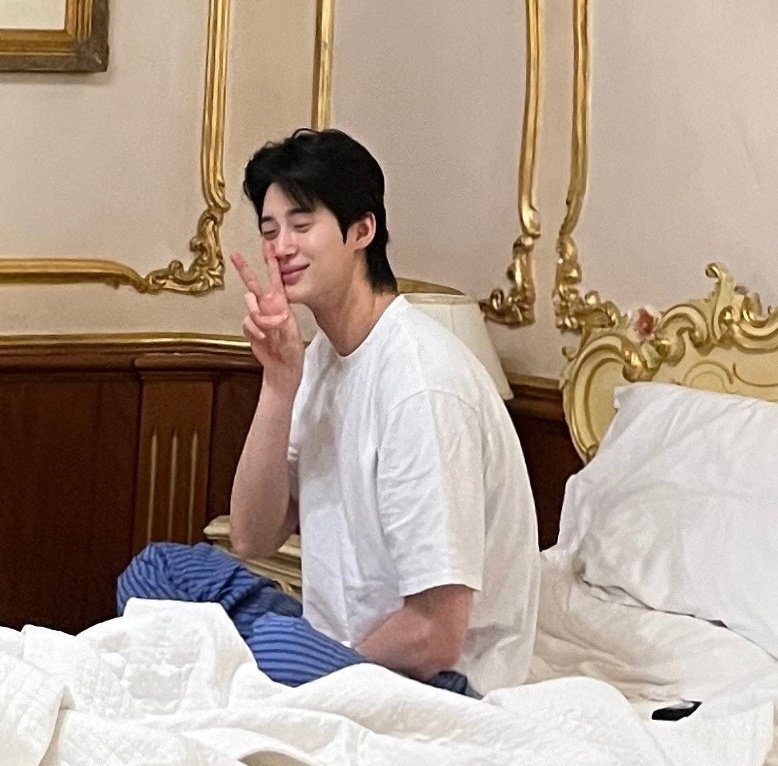 [잡담] 변우석 내추럴 헤어 만세다 | 인스티즈