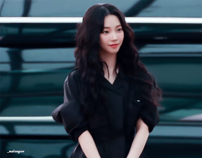 [잡담] 260503 카리나 인천공항 출국 GIF | 인스티즈