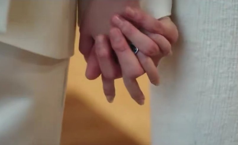 [잡담] 대군부인) 어제 엔딩 깍지 낀거 알았니? | 인스티즈