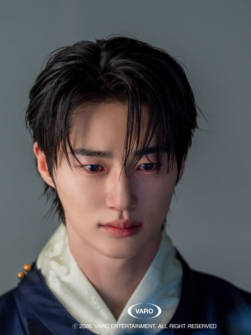 변우석) 변우석 눈빛 눈동자 좋다 | 인스티즈
