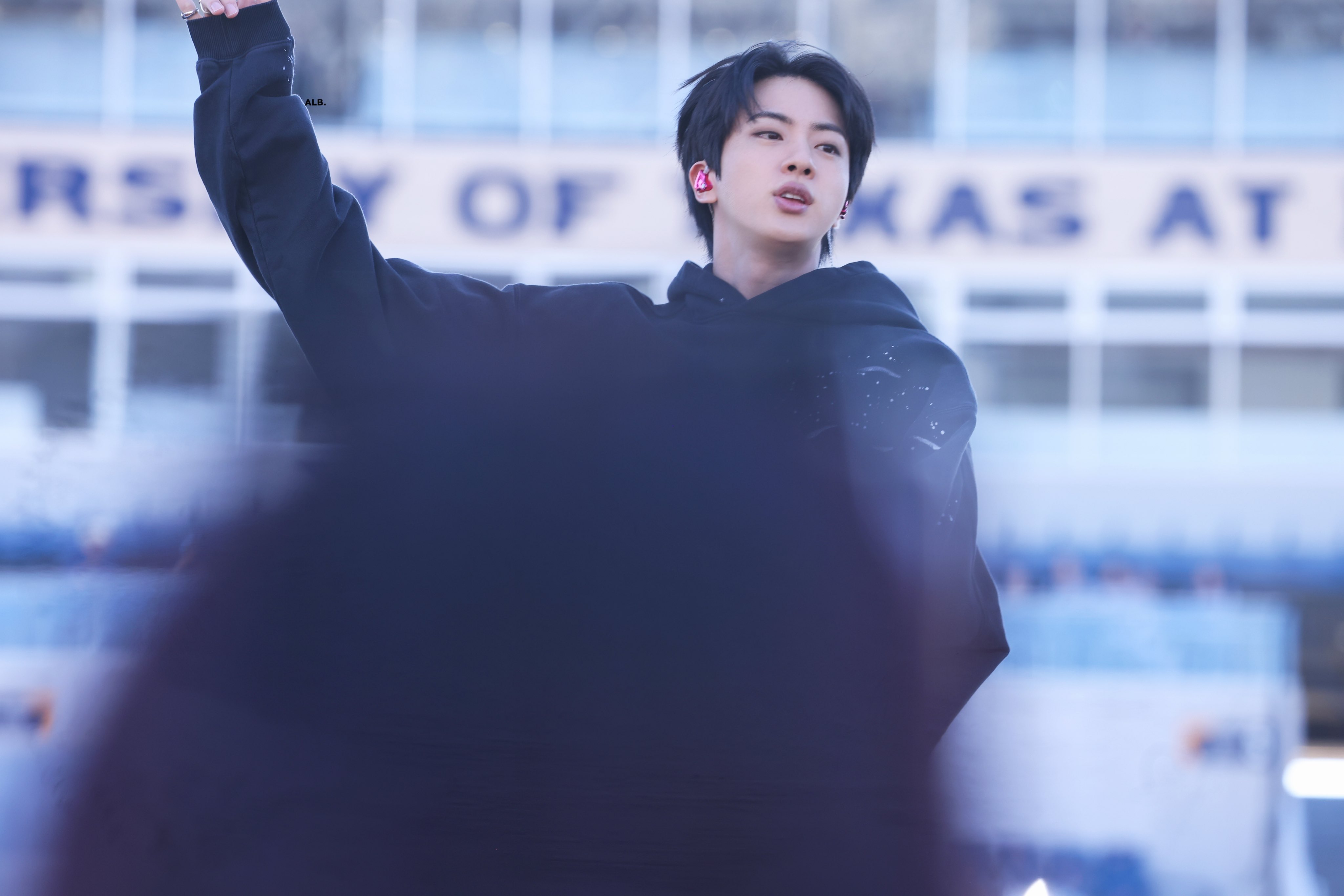 [잡담] 방탄 진 얼굴 ㄹㅇ 인형이다 | 인스티즈
