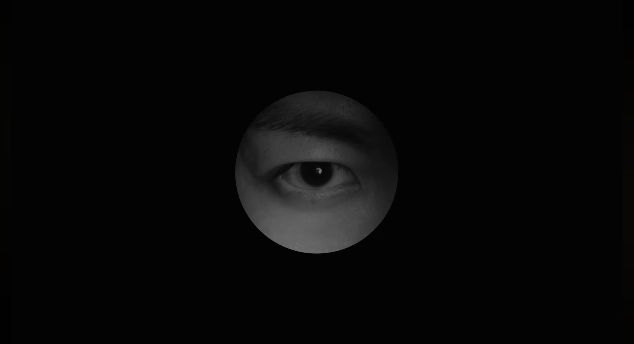 빅뱅 전 멤버 TOP 전시안(일루미나티) 가득한 신곡 뮤직비디오 | 인스티즈