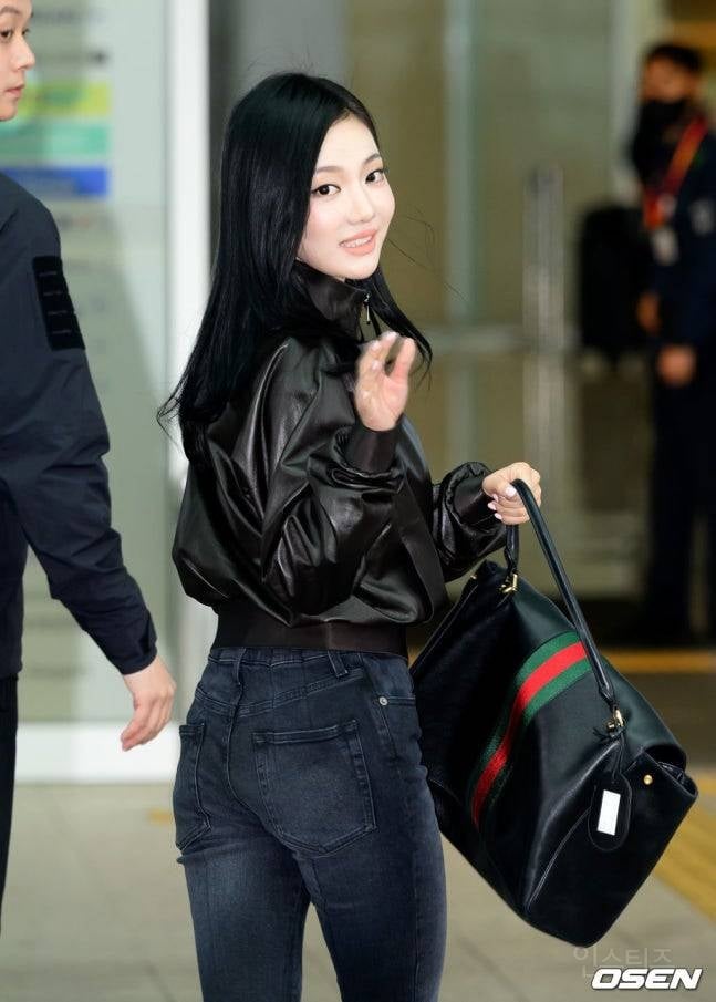 오늘 멧갈라 참석하러 출국하는 에스파 카리나&닝닝 | 인스티즈