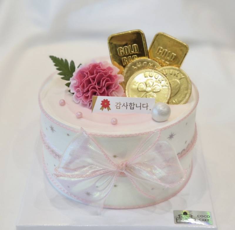 [잡담] 어버이날 케이크좀 골라줄 사람 | 인스티즈