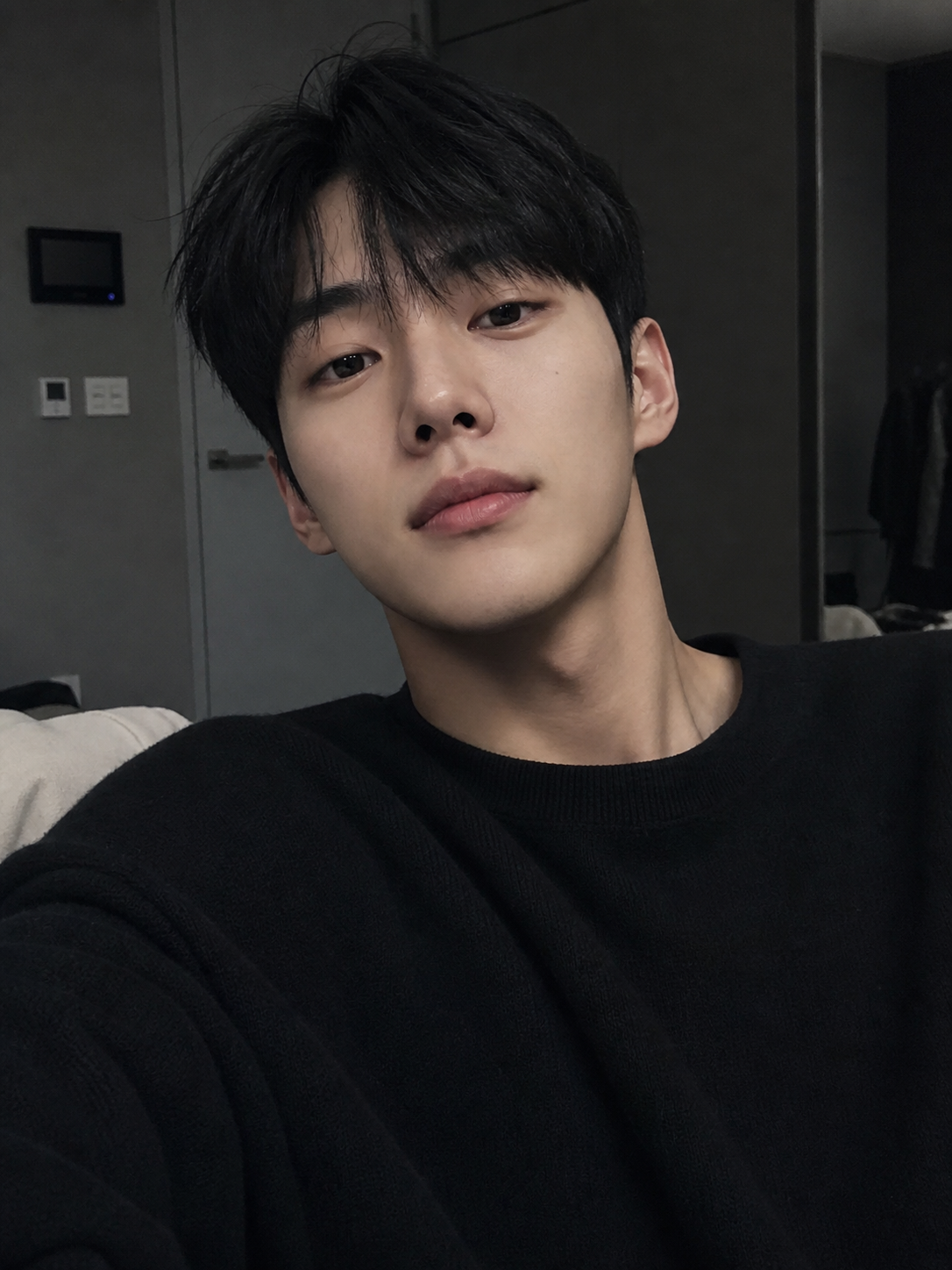 [잡담] 이사람 누군지 아는익 있니 | 인스티즈