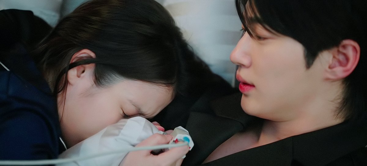 [잡담] 대군부인 이 짤 진짜 설렌다 잘어울려 | 인스티즈