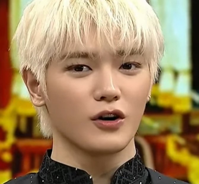 [잡담] 태국방송은 원래 이렇게 속눈썹이 디폴트야? | 인스티즈