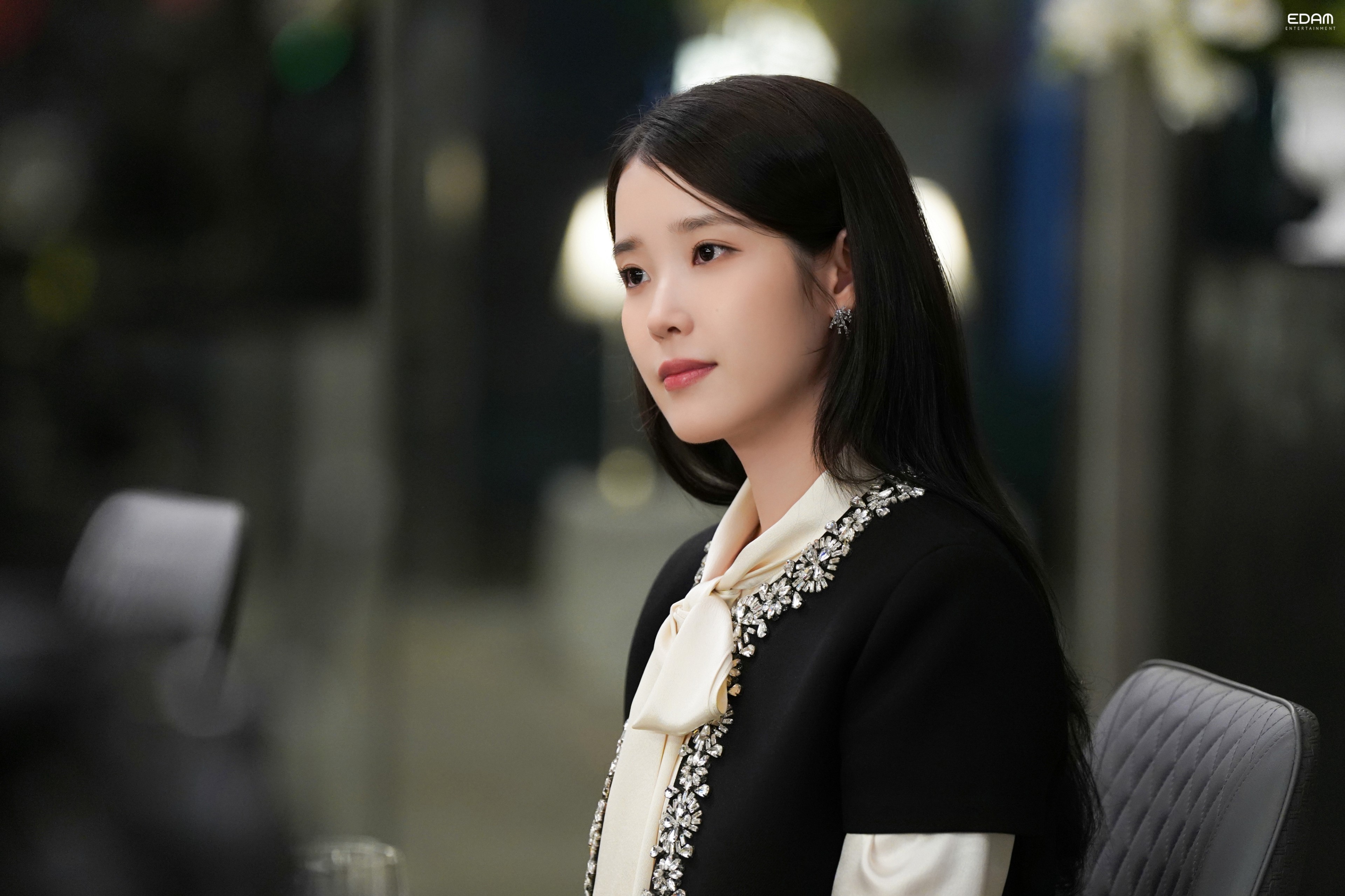 [잡담] 아이유) 소속사 블로그 대군부인 비하인드 사진 모음집 | 인스티즈